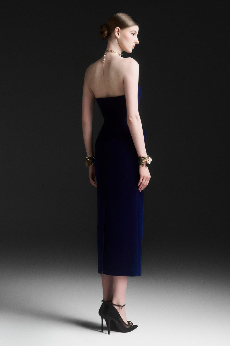 Lumirel Sheath Midi Dress 3