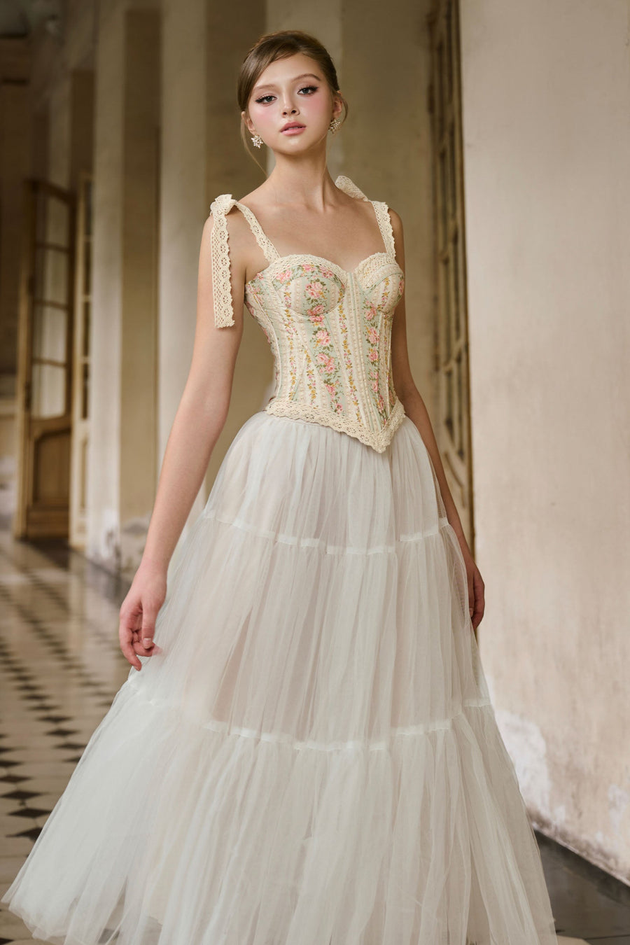 Ivory Sweetheart Top 4