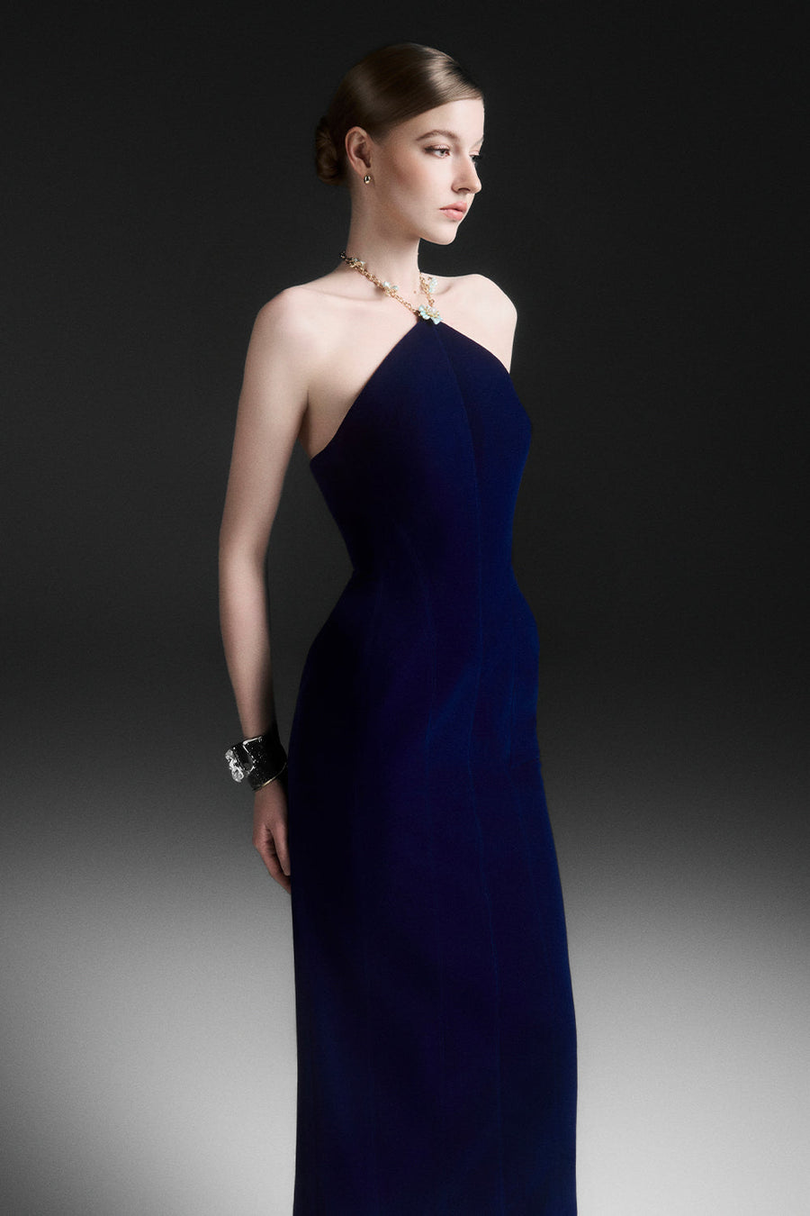 Lumirel Sheath Midi Dress 4