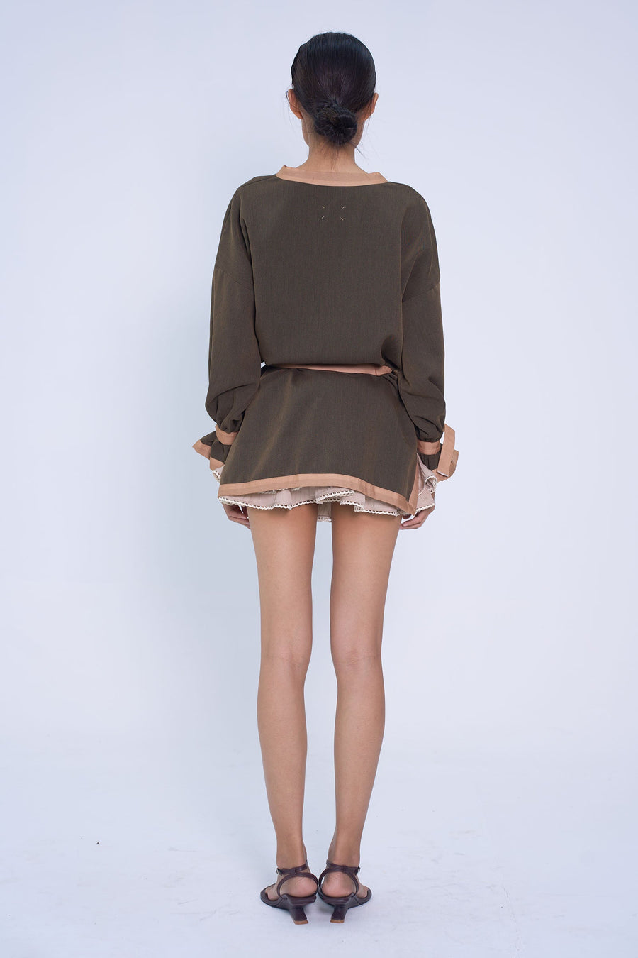 Nha Nong V-Neck Coat 4