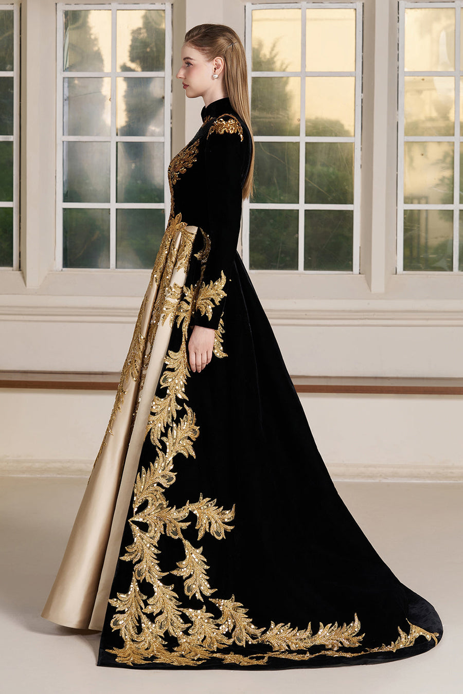 Elenor Embroidery Maxi Dress 3