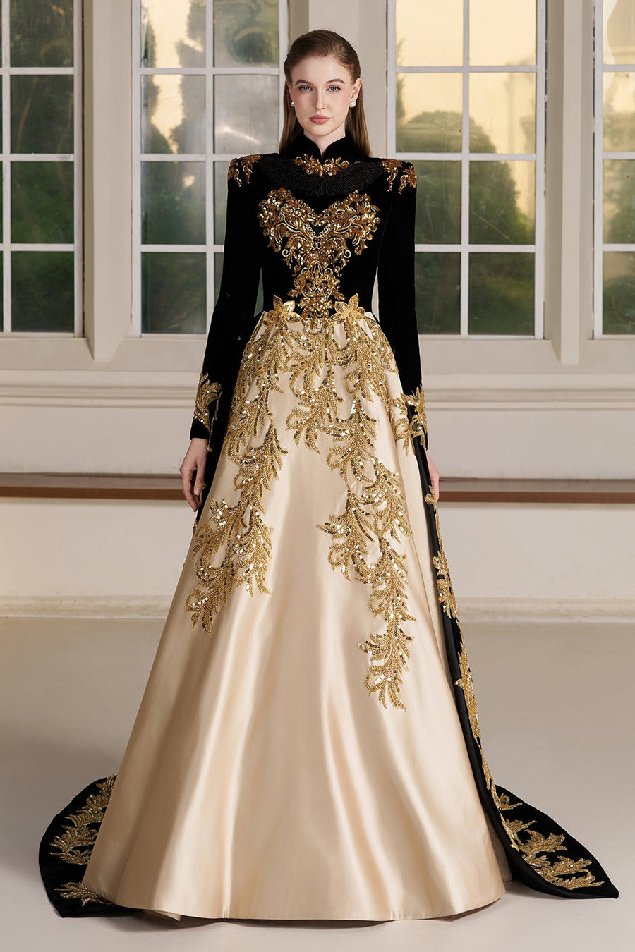 Elenor Embroidery Maxi Dress 2