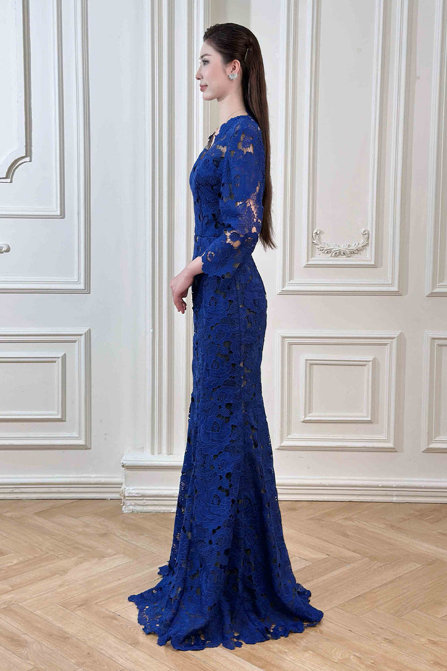 Eiren Lace Maxi Dress 4