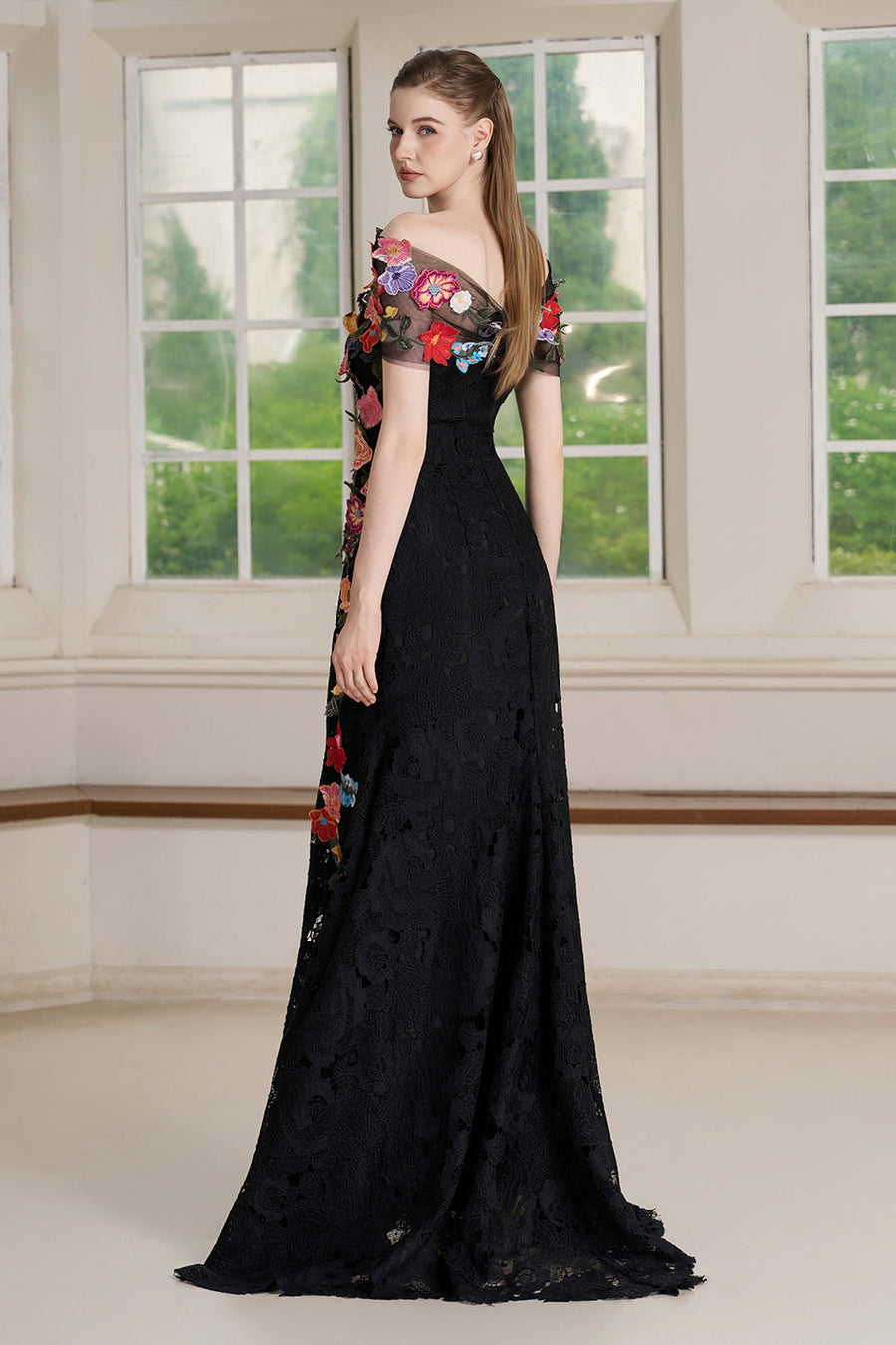 Orel Applique Maxi Dress 3
