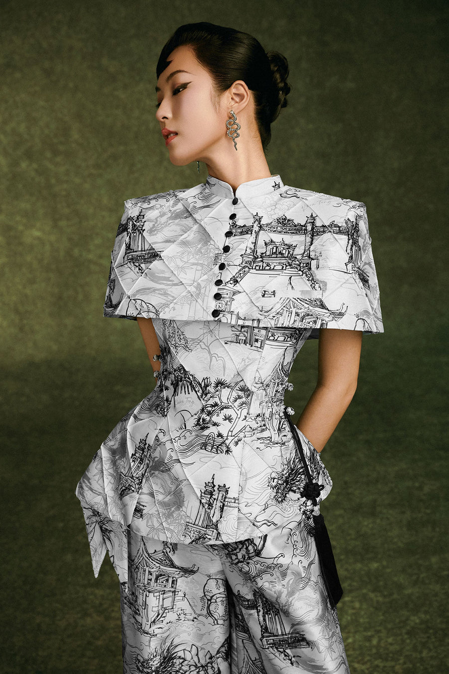 Uyen An Mandarin Cape 4
