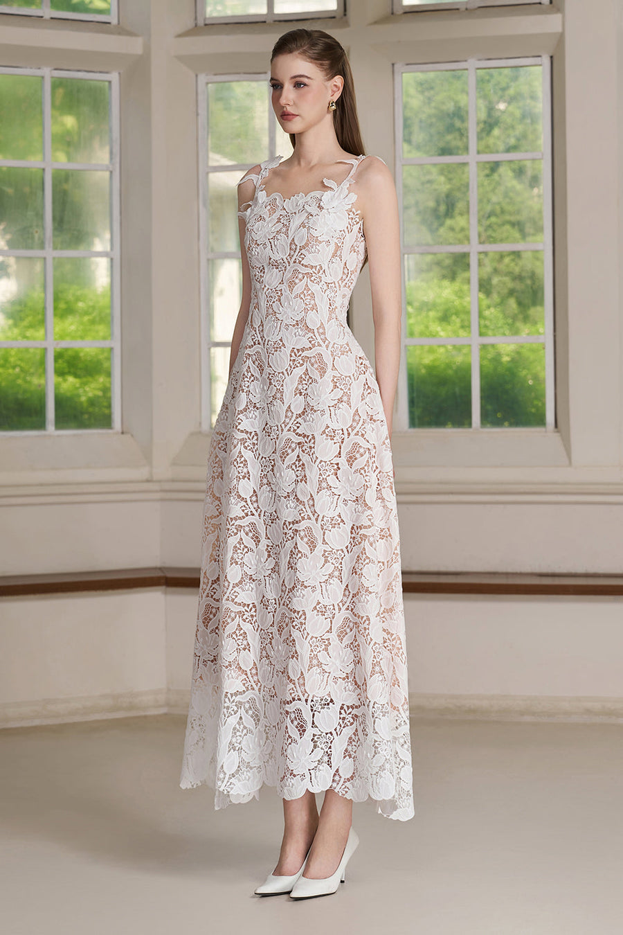 Zire Lace Midi Dress 4