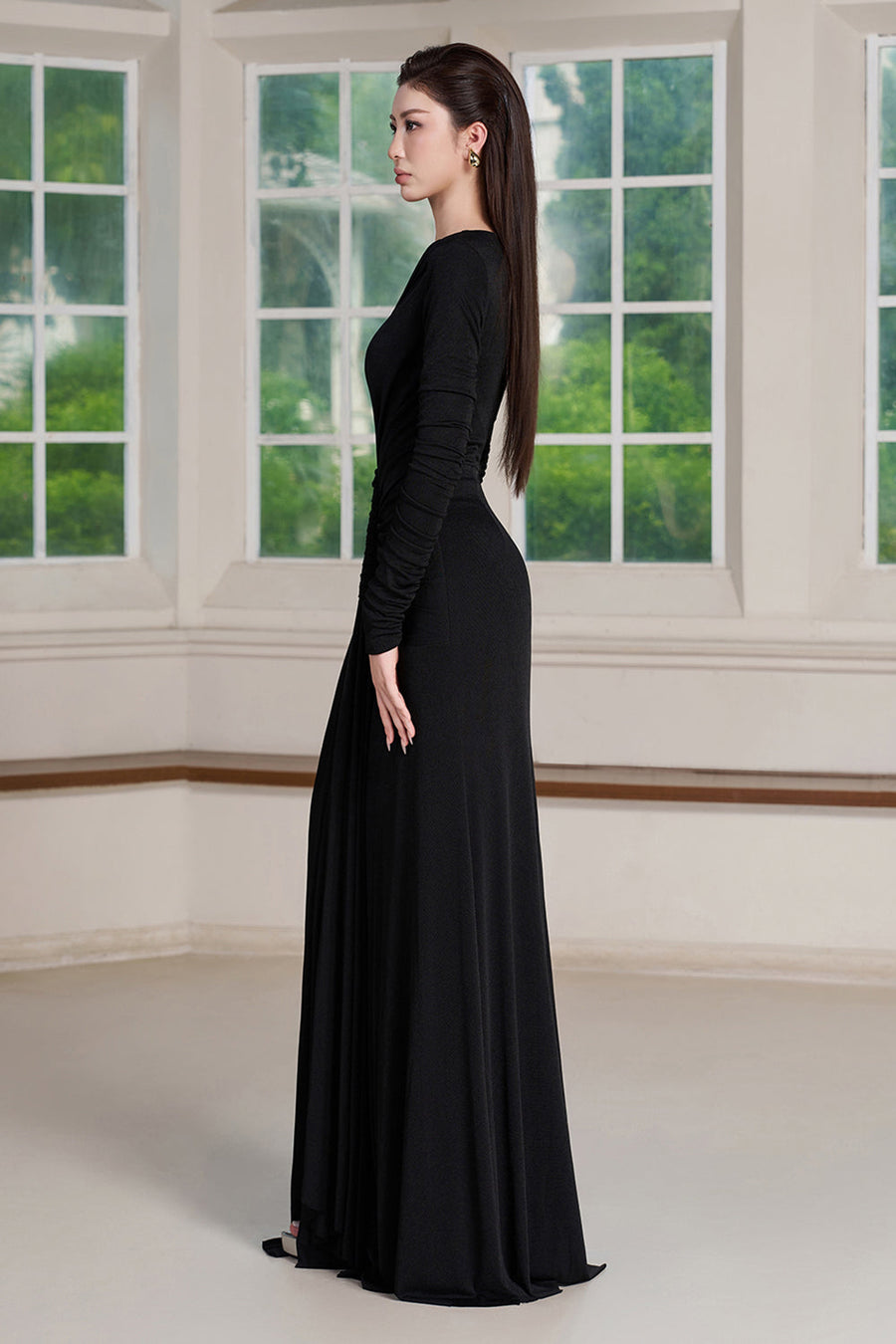 Vee Round Neck Maxi Dress 3