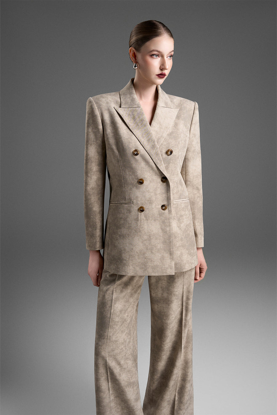 Lilia V-Neck Tweed Blazer 3