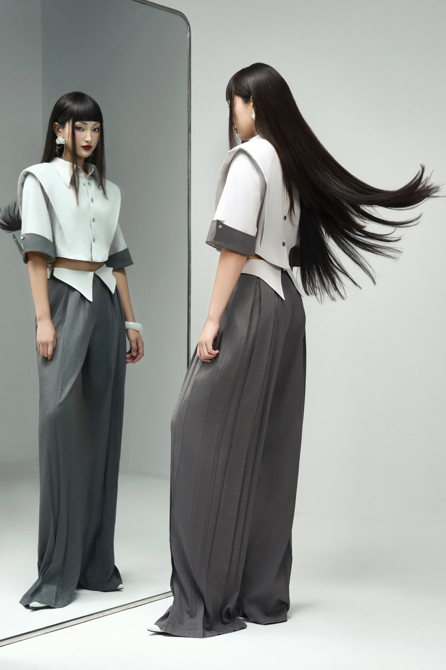 Dalia Cropped Middle Sleeved Twill Jacket 9
