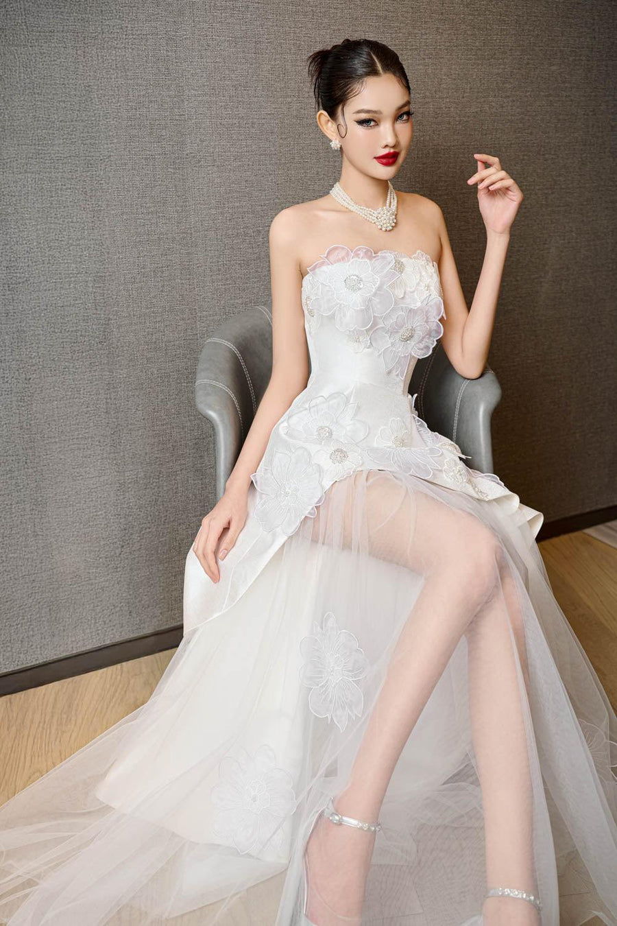 Opulent Layered Straight Across Neck Mesh Taffeta Floor Length Dress 4
