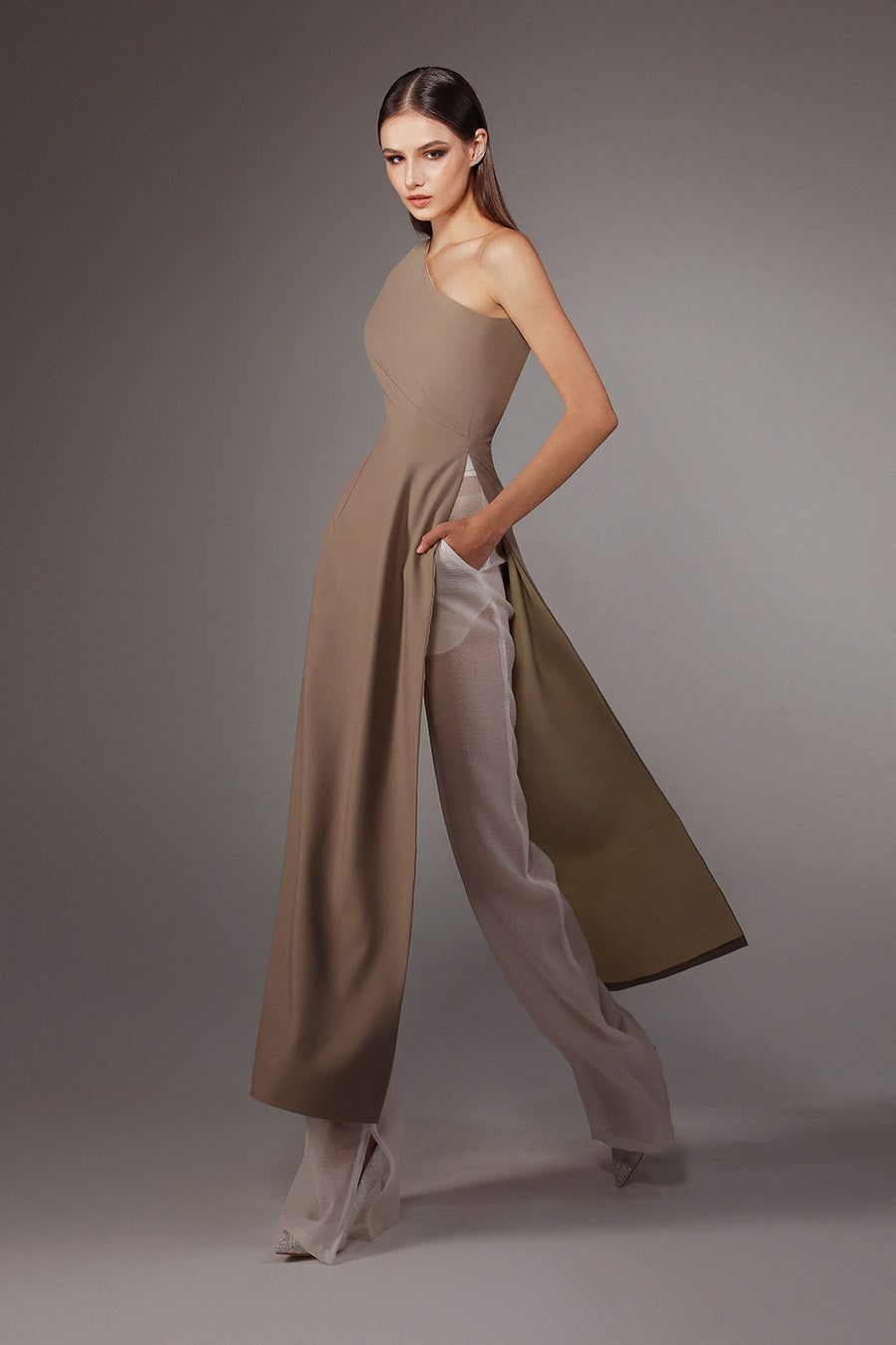 Swirling A-line One Shoulder Wool Cotton Floor Length Ao Dai Set 3
