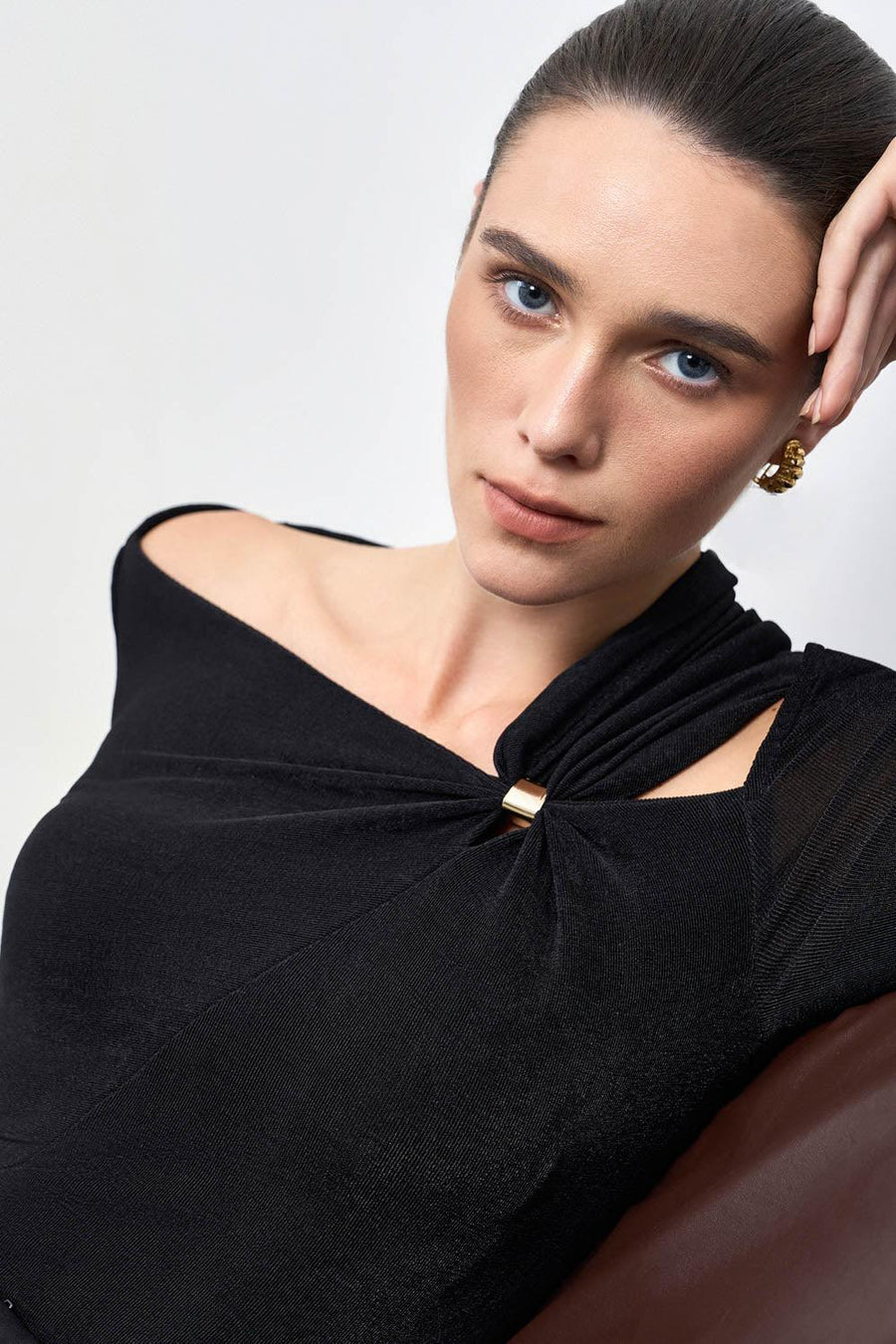 Eleanor Bodycon Cut-Out Knitted Fabric Top Long Sleeved Top Eegen Studio