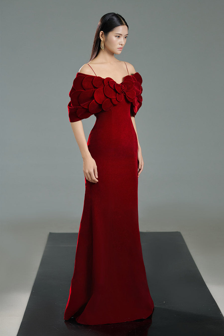 Dawson Trumpet Cold Shoulder Sleeved Polyester Floor Length Dress 6