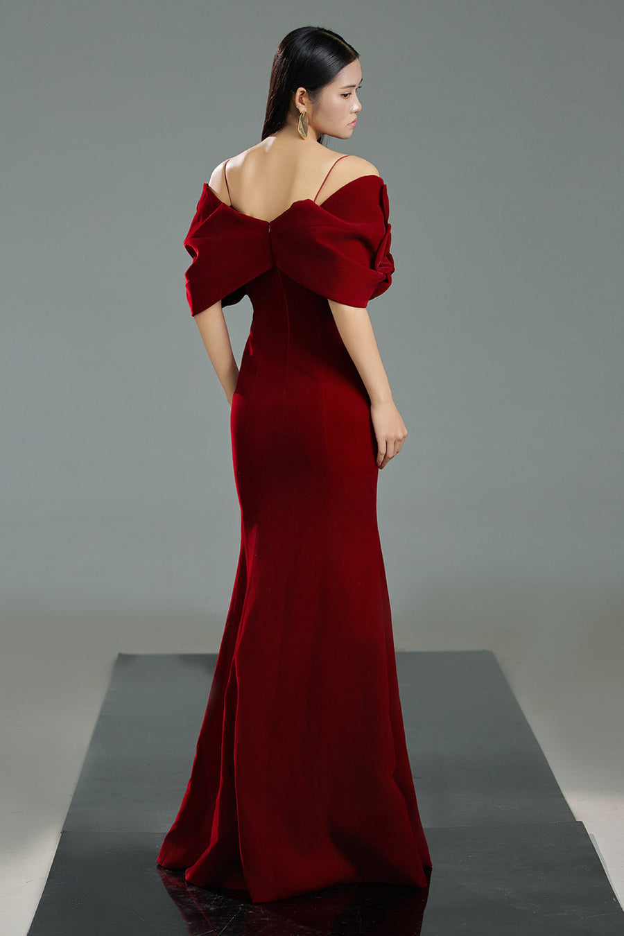 Dawson Trumpet Cold Shoulder Sleeved Polyester Floor Length Dress 5