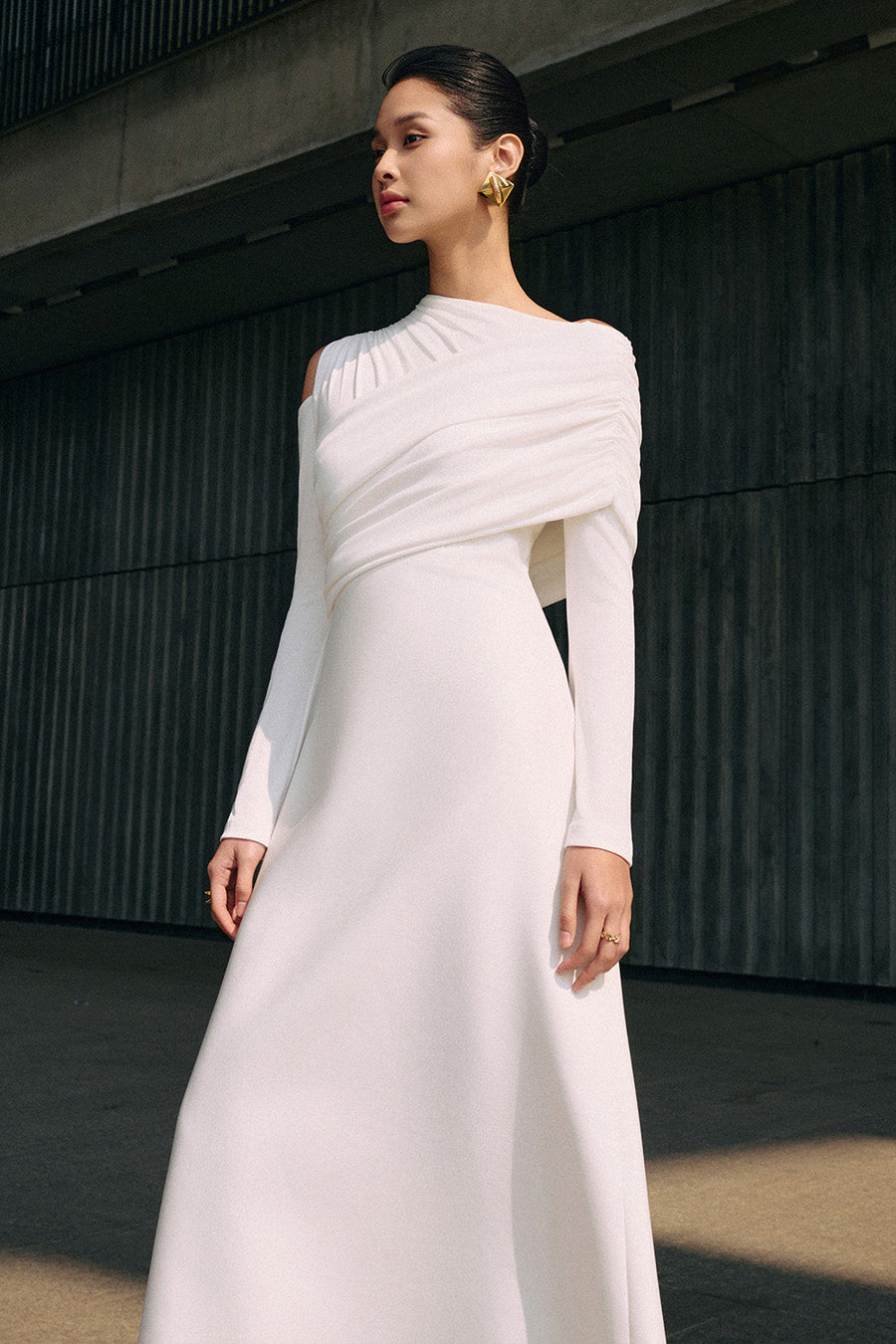 Luminous A-line Asymmetric Shoulder Jersey Maxi Dress 13