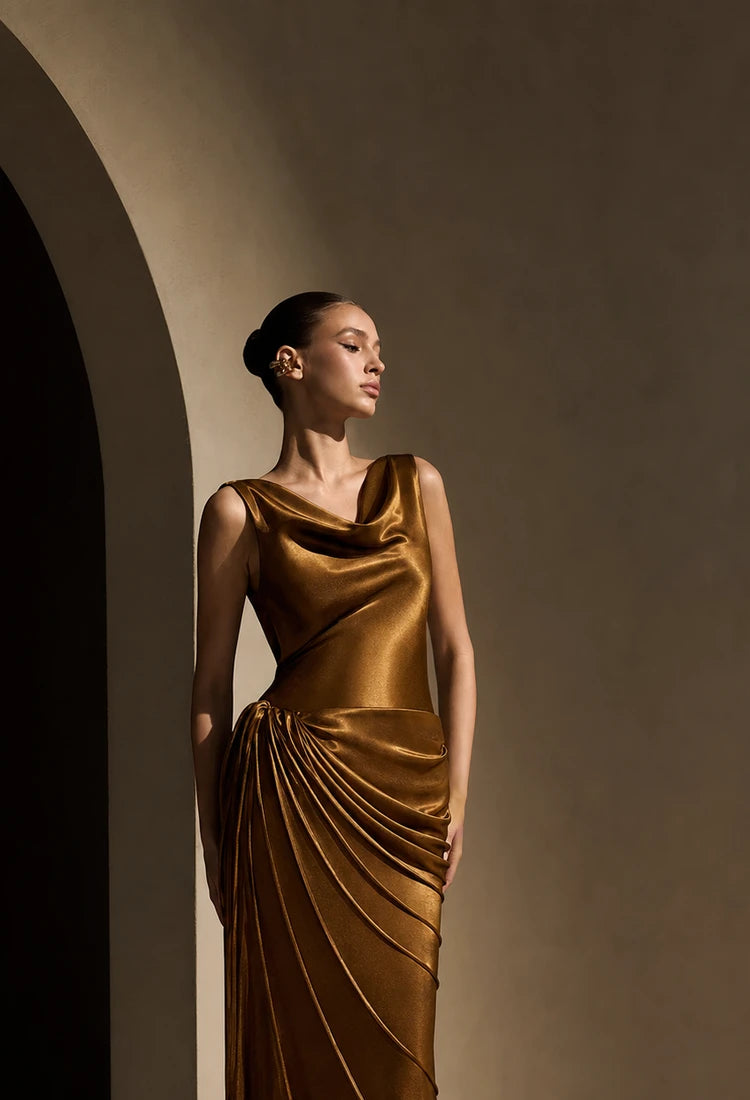Écho Draped Maxi Dress mobile homepage poster