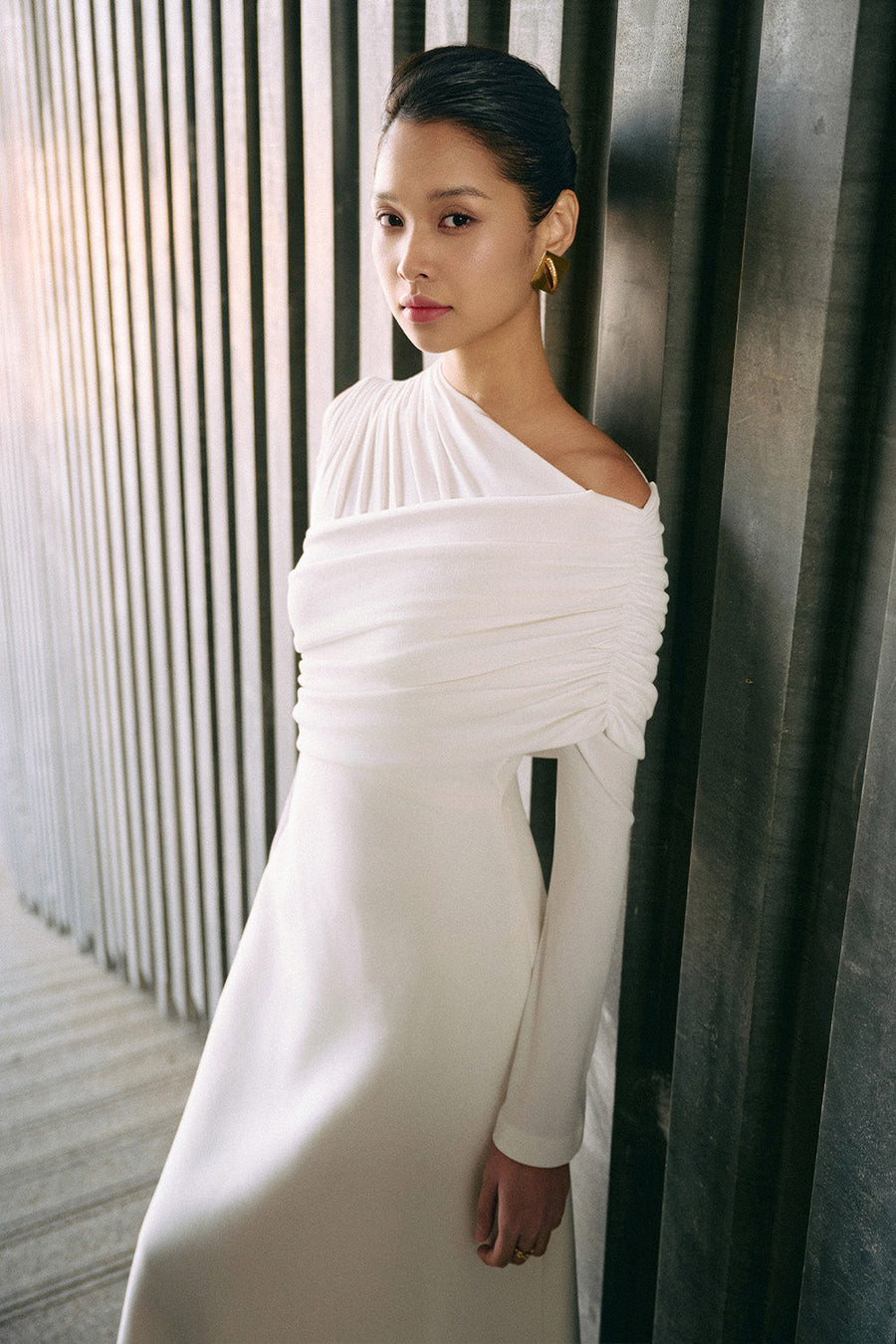 Luminous A-line Asymmetric Shoulder Jersey Maxi Dress 11