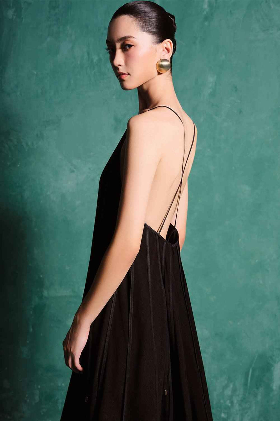 Allyson Trapezoid Spaghetti Strap Spandex Velvet Floor Length Dress
