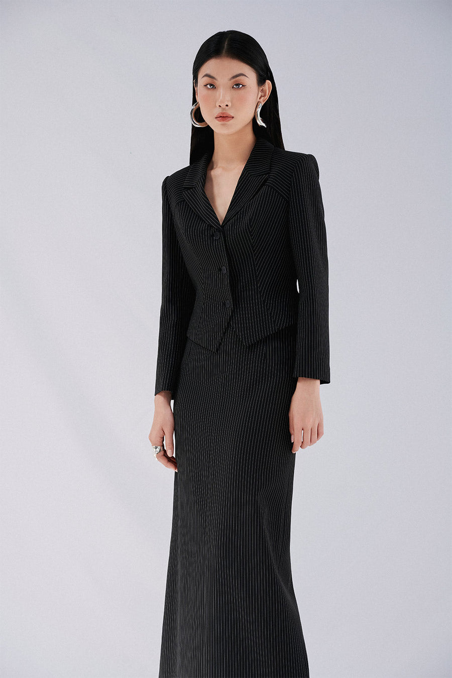 Desi Straight V-Neck Polyester Blazer 2