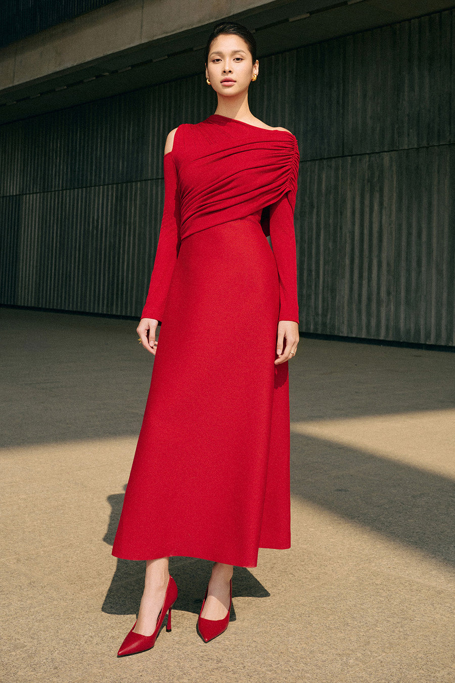 Luminous A-line Asymmetric Shoulder Jersey Maxi Dress 7