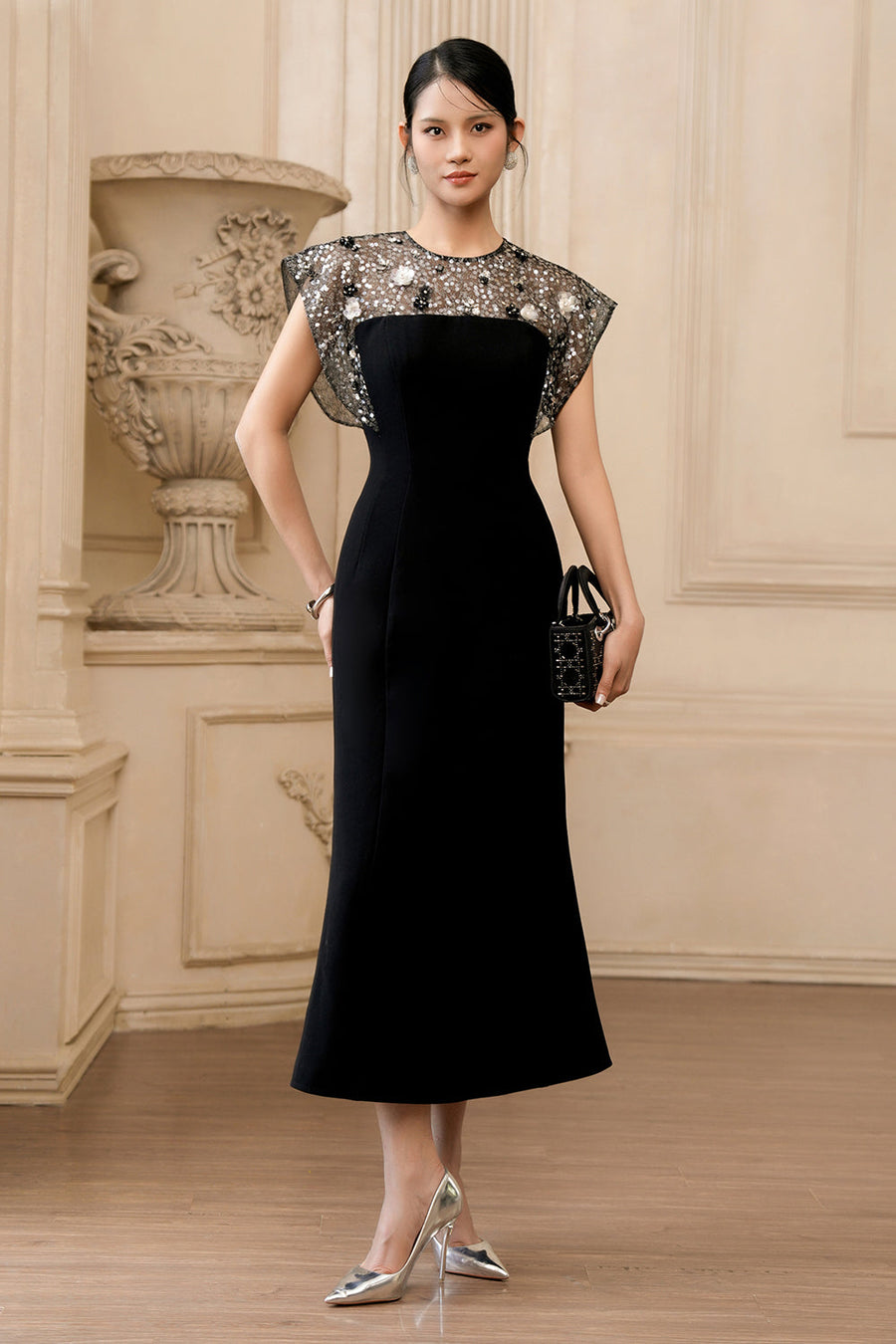 Lyra Mermaid Round Neck Velvet Midi Dress 5