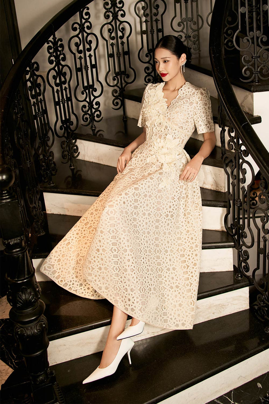 Bethany A-line V-Neck Lace Midi Dress Midi Dress IVY moda