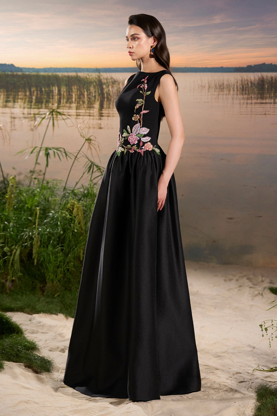 Freesia Embroidery Maxi Dress 3