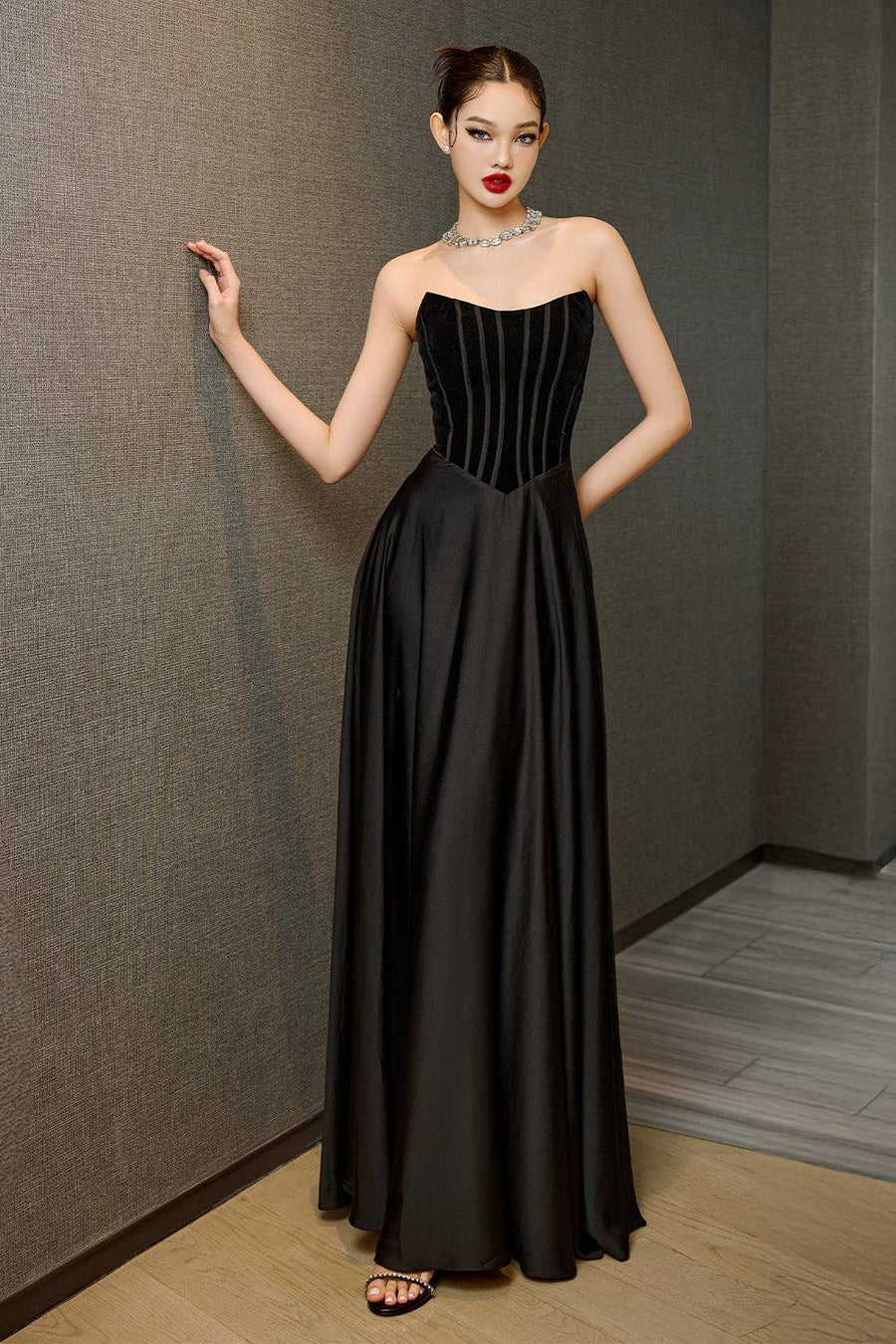 Pearl Party A-line Scoop Neck Silk Floor Length Dress 1