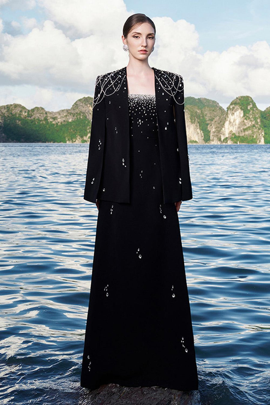 Ermias Straight Lapelless Velvet Satin Cape Cape TRACY STUDIO
