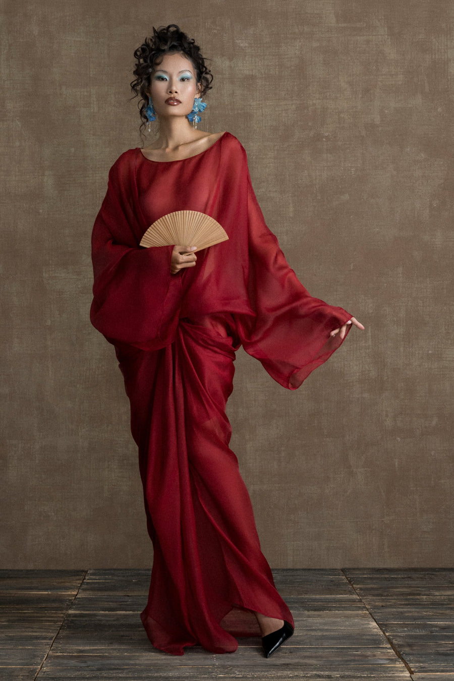 Perle de l’Orient Batwing Sleeve Maxi Dress 5
