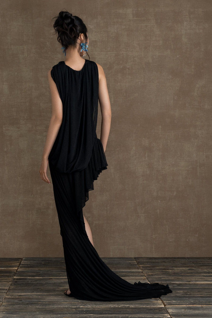 Le Petit Cours D'Eau Asymmetric Maxi Dress 3
