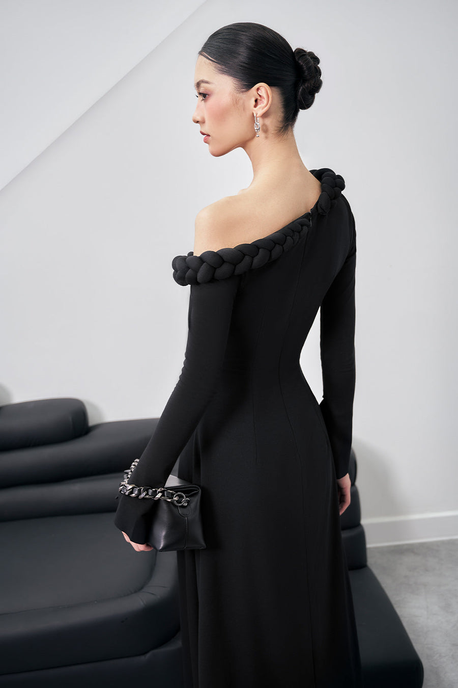 Gwen A-line Asymmetric Shoulder Cotton Spandex Midi Dress Midi Dress Larmes