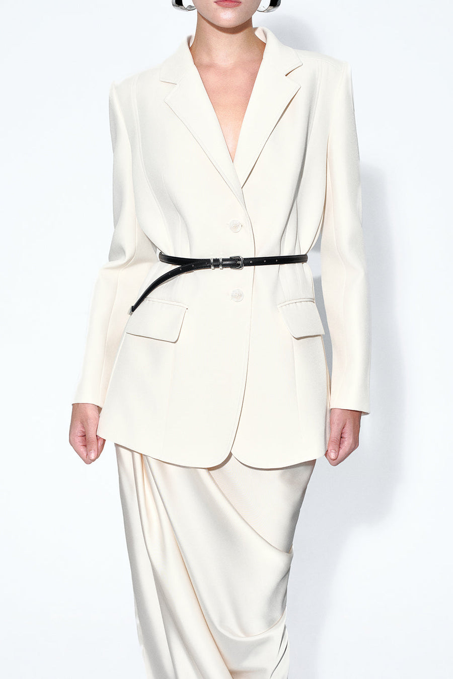 Basil V-Neck Blazer 2