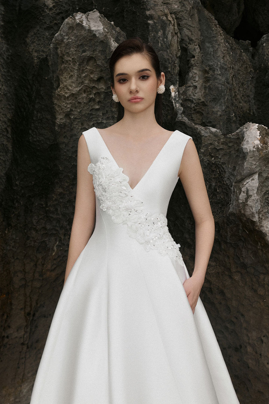 Khaleesi A-line Plunge Neck Satin Floor Length Dress 2