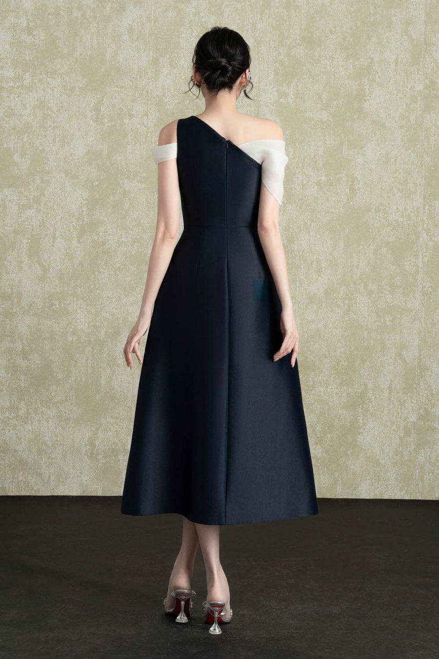 Maven A-line Cold Shoulder Sleeved Taffeta Midi Dress 5