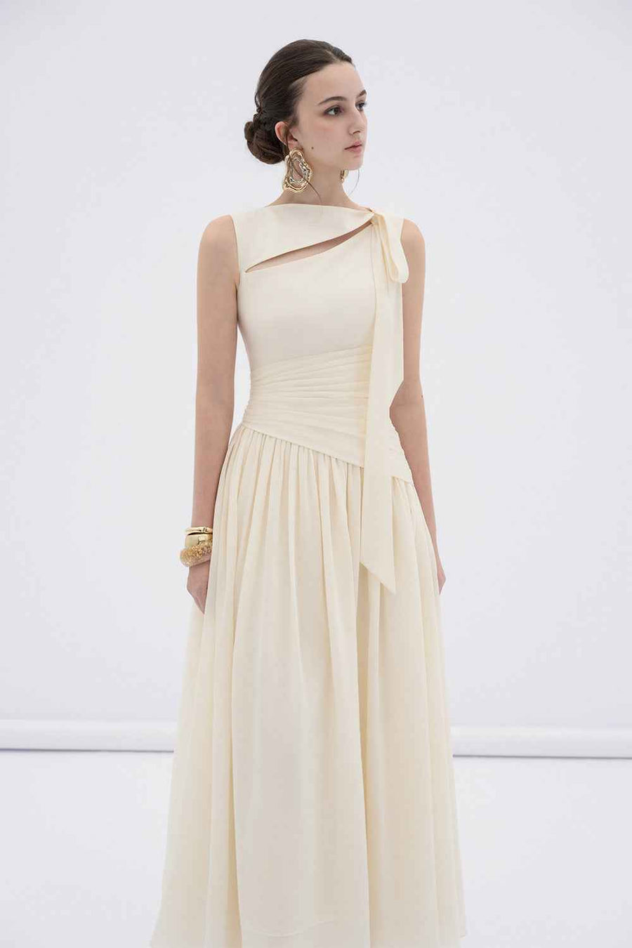 Ciel A-line Cut-Out Silk Linen Maxi Dress