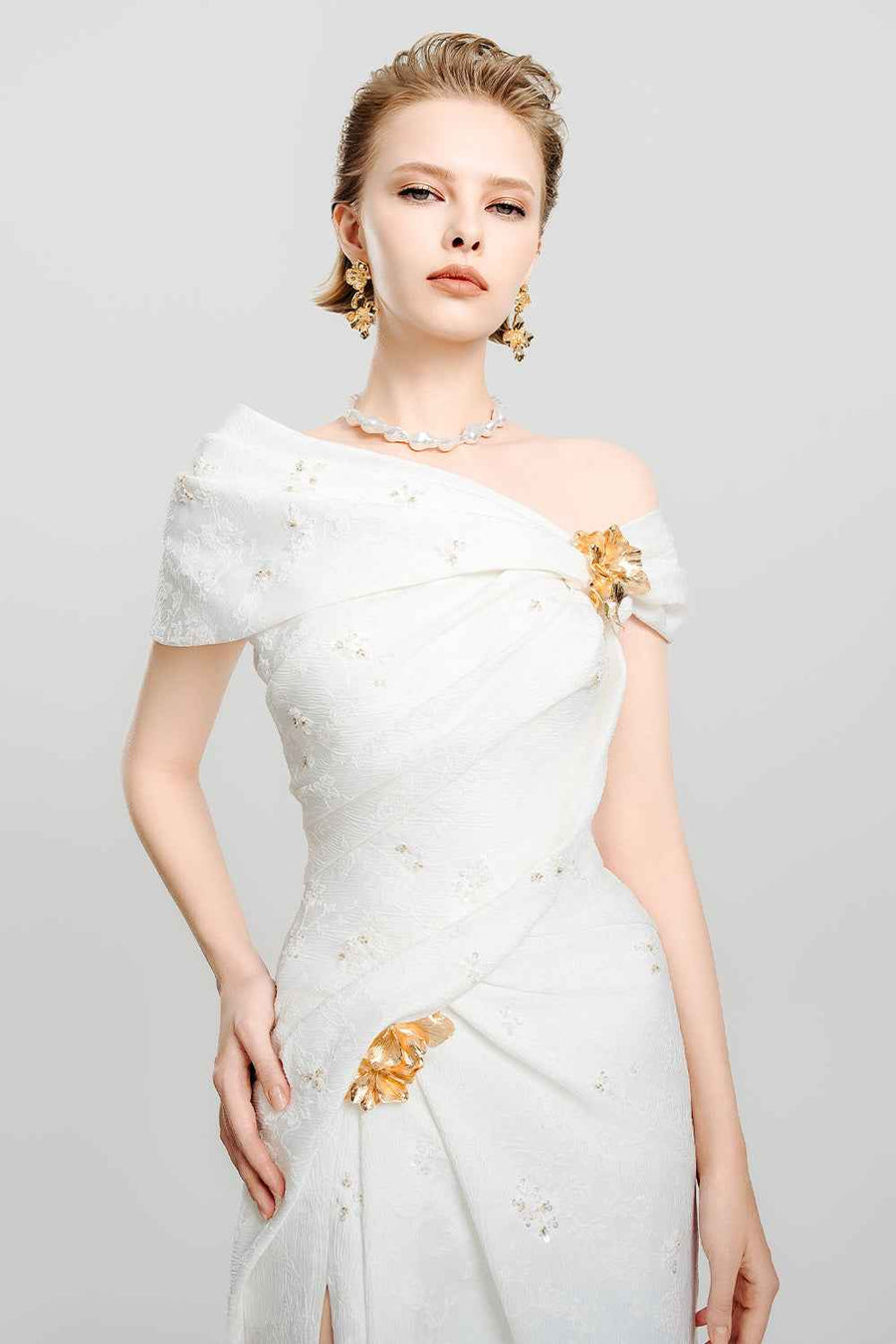Snow Veil Sheath Side Slit Canvas Maxi Dress