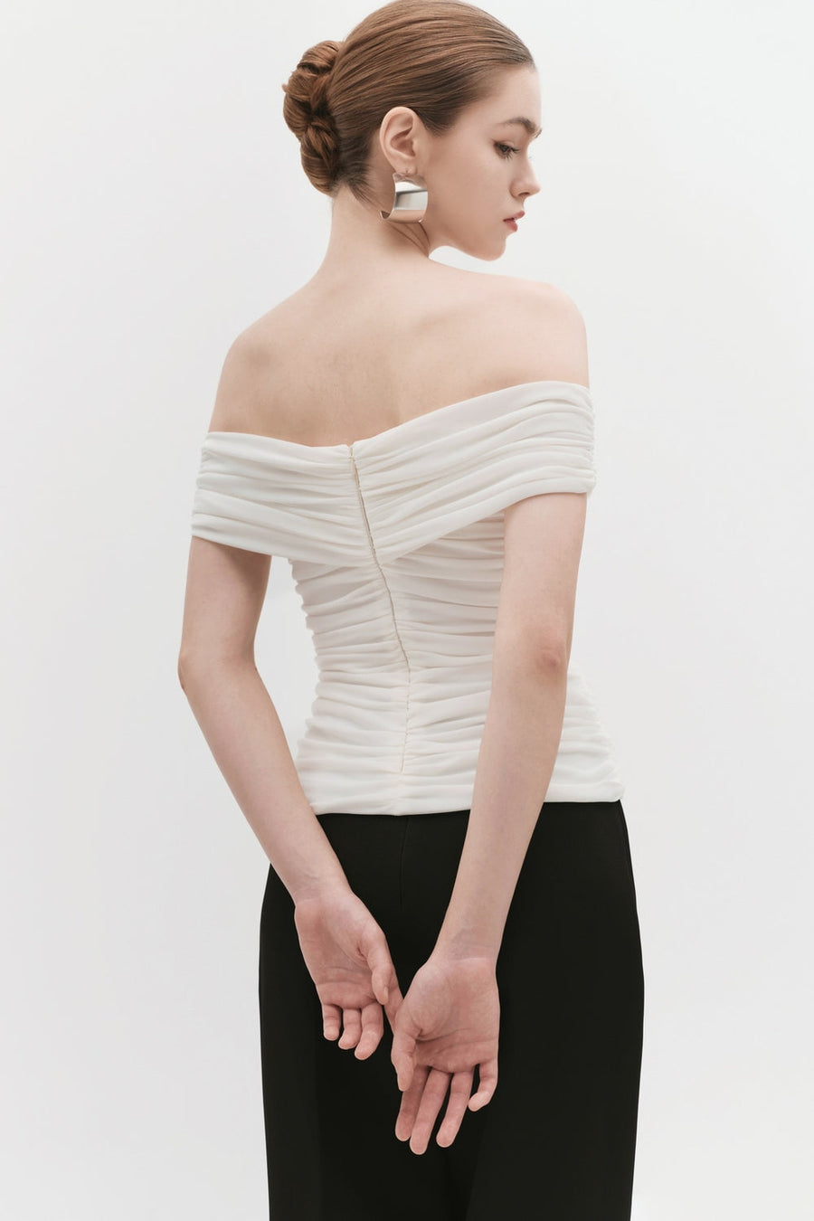 Ellie Off-Shoulder Gathering Top 3