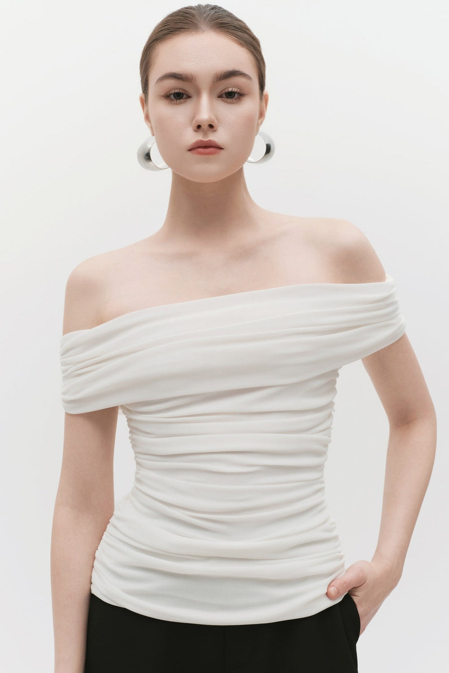 Ellie Off-Shoulder Gathering Top 2