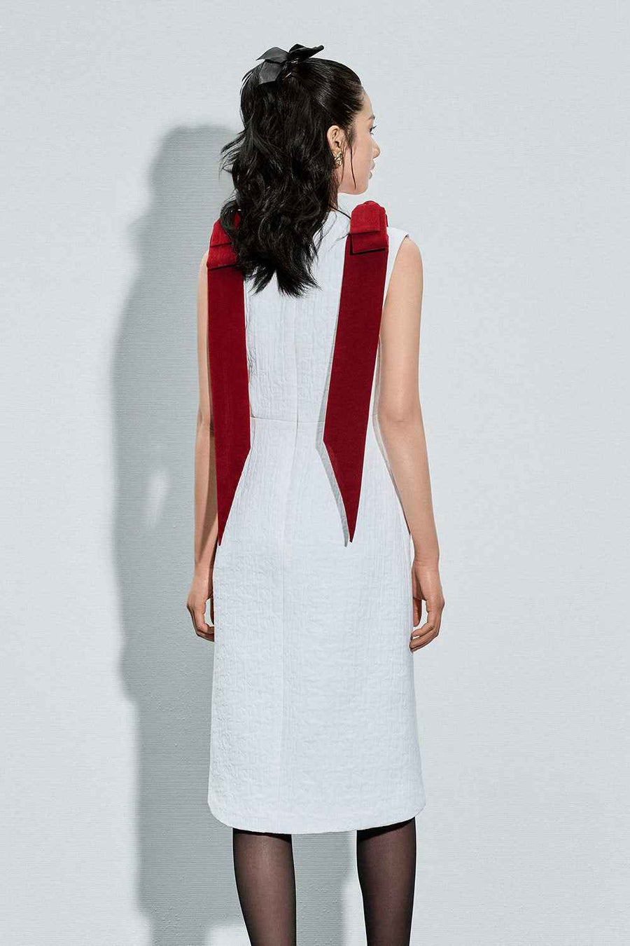 Clover Trumpet Bow Tie Quilted Fabric Midi Dress
