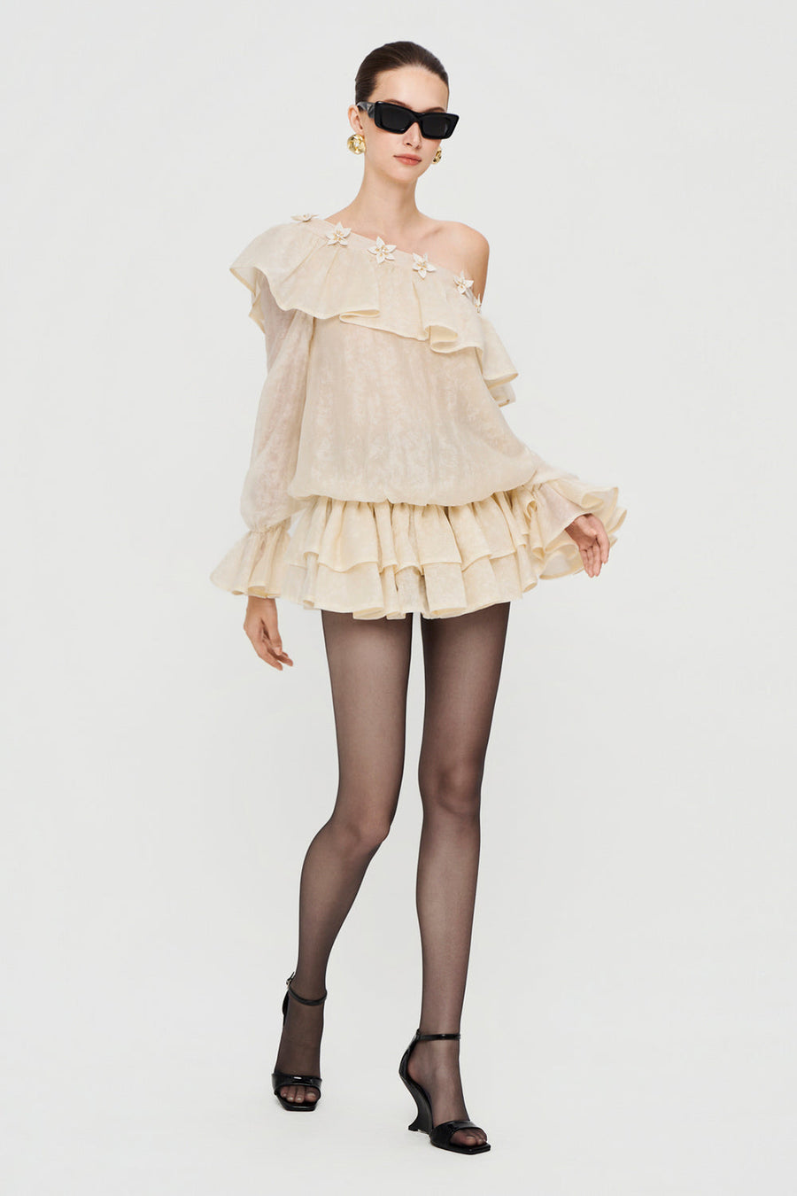 Lavallière Asymmetric Neck Applique Mini Dress 3