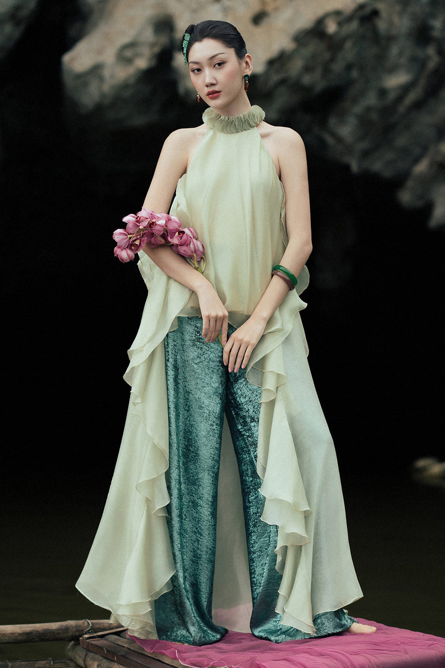 Hoa Nghien Ruffle Set 1