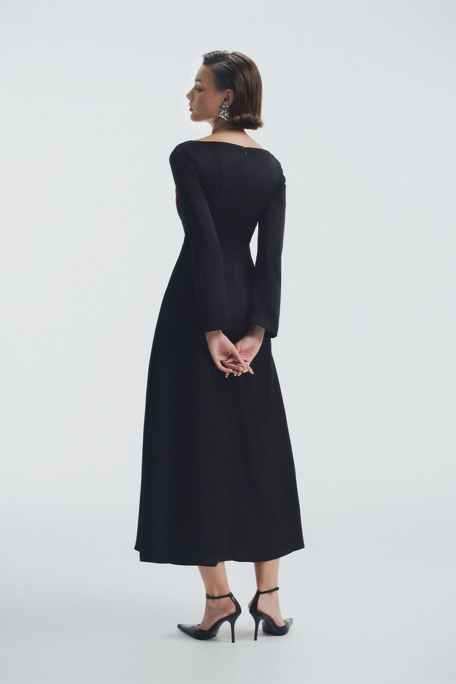 Crimson A-line Heart Neck Velvet Midi Dress Midi Dress LaLING