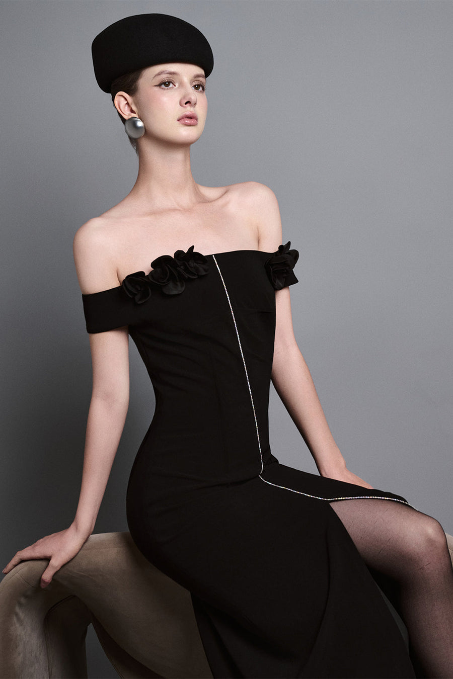 Evel Sheath Off-Shoulder Twill Midi Dress 8