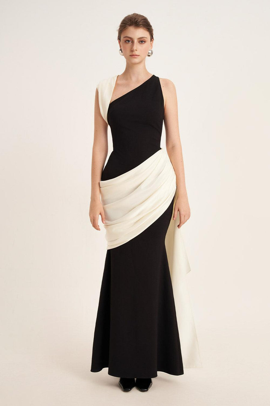 Poppy Trumpet Asymmetric Neck Elastic Cotton Floor Length Dress 3