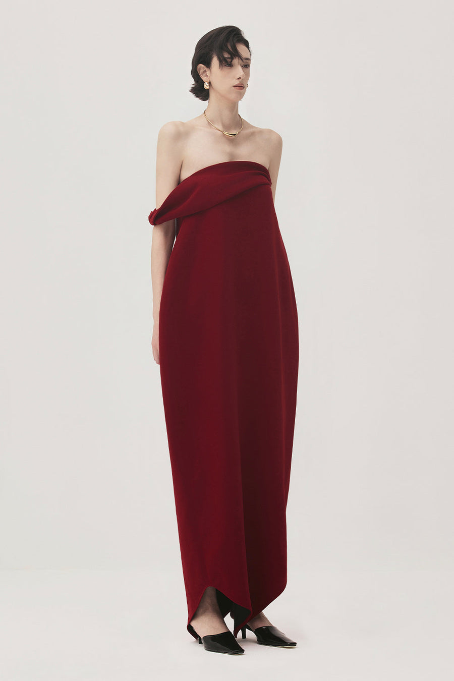 Nhung Cocoon Off-Shoulder Velvet Maxi Dress 4