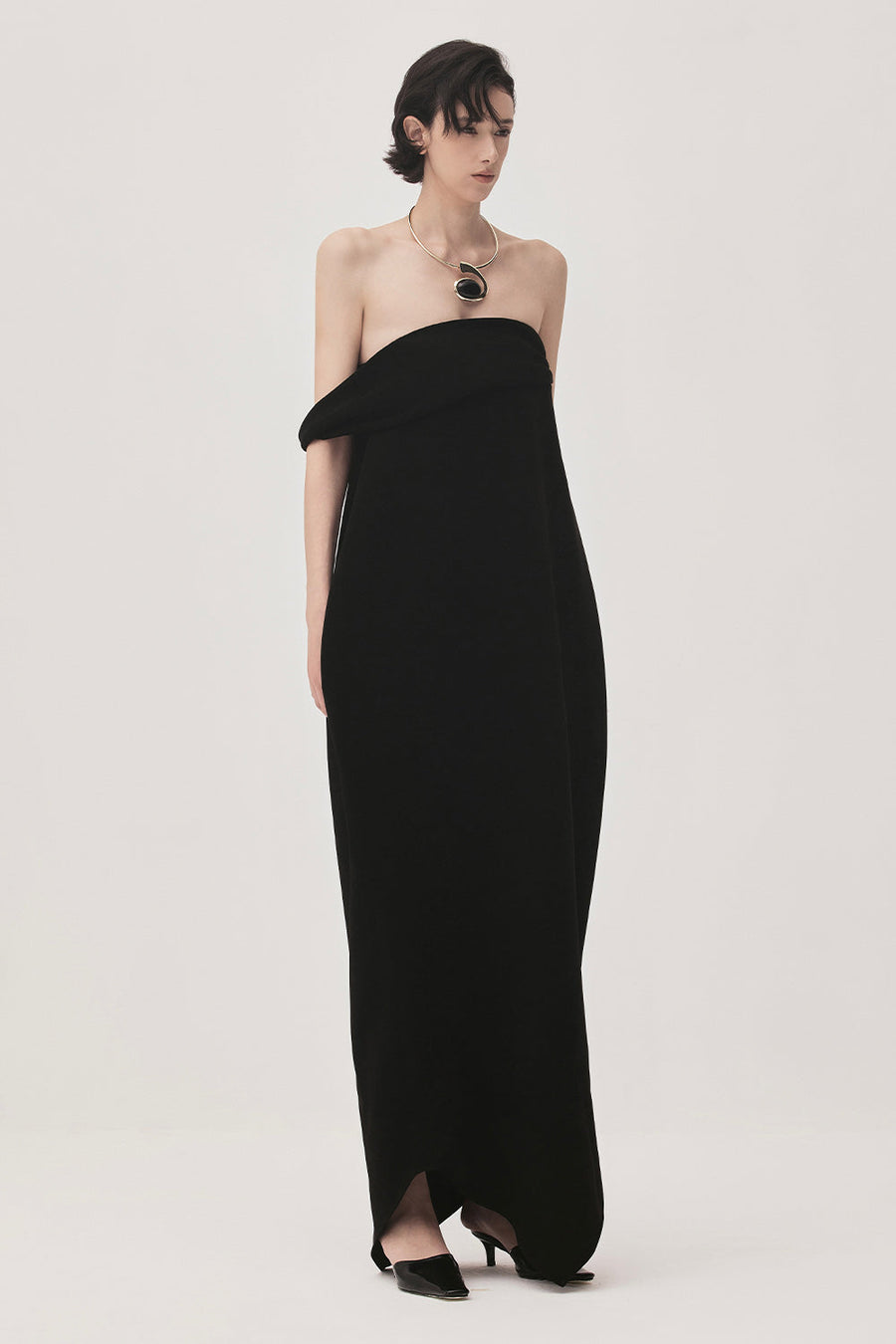 Nhung Cocoon Off-Shoulder Velvet Maxi Dress 8
