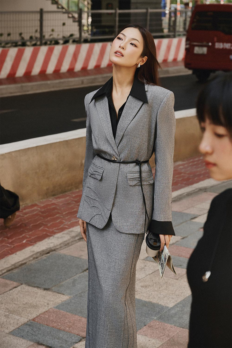 Thau Straight Collared Neck Silk Crepe Shirt 5