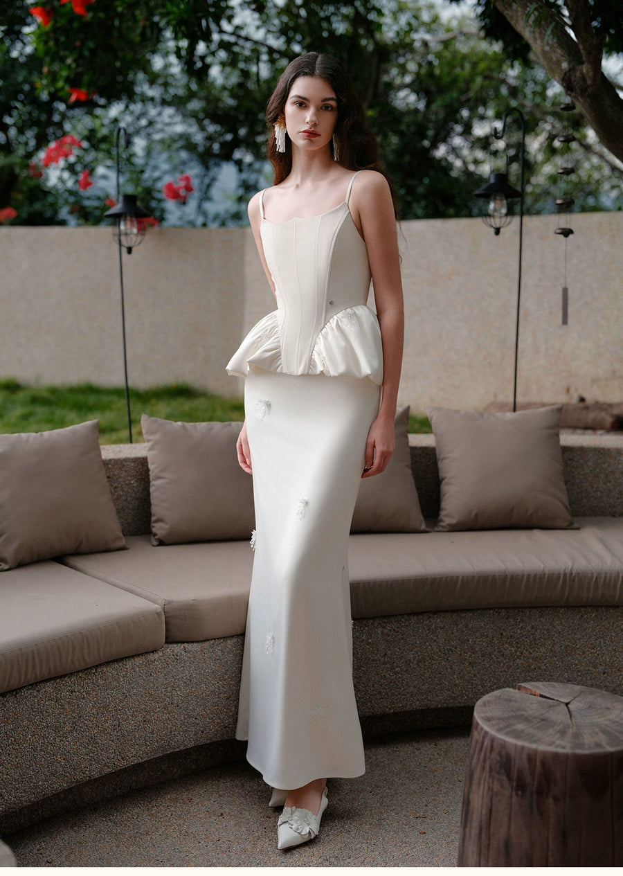 Zali Light Luxury Handmade Pearl Flower Slimming Wrapped Satin Strap Skirt Long Skirt Set Set RESSALINA