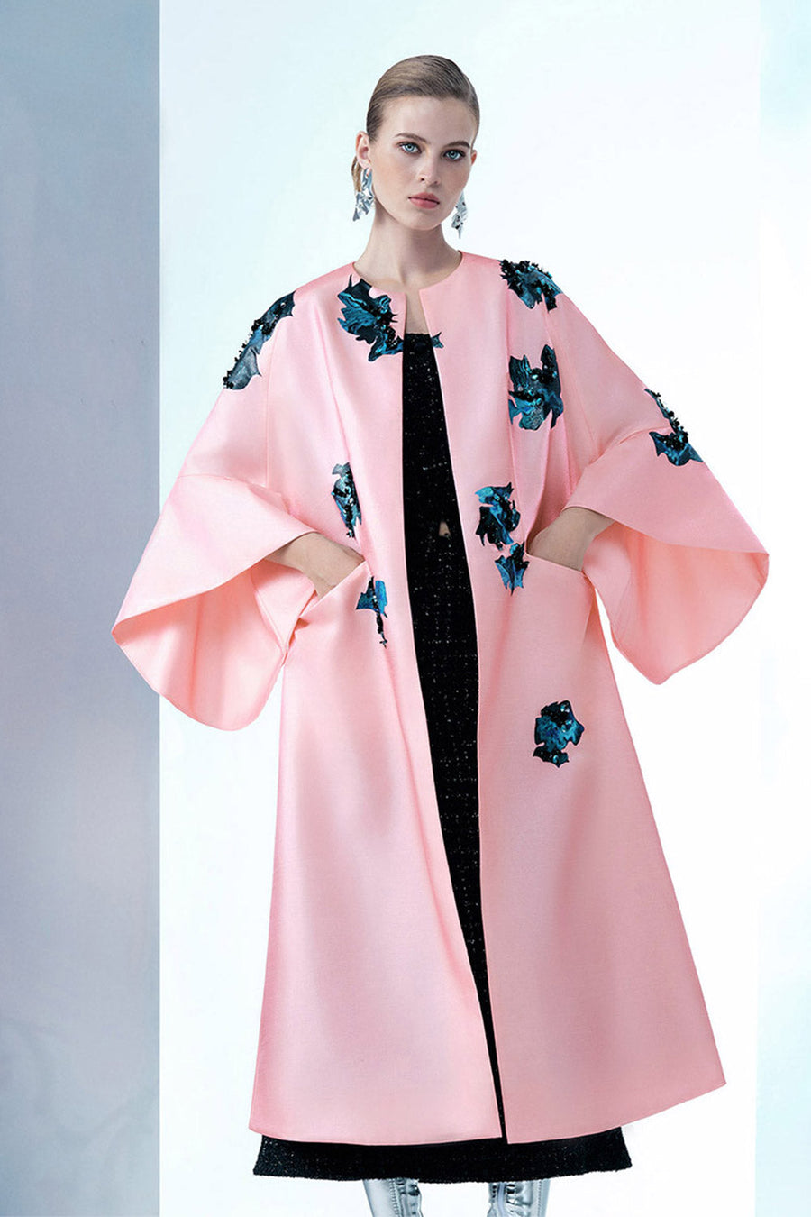 Inner Blossom Trapezoid Bell Sleeved Zibeline Calf Length Coat 2